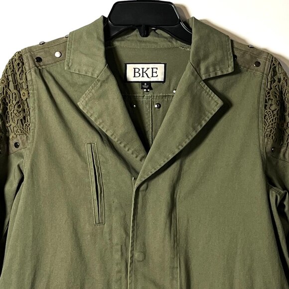 BKE Canvas Jacket Khaki Green Crochet Applique Sudded Snap Zip Front Long Sleeve - Picture 5 of 15